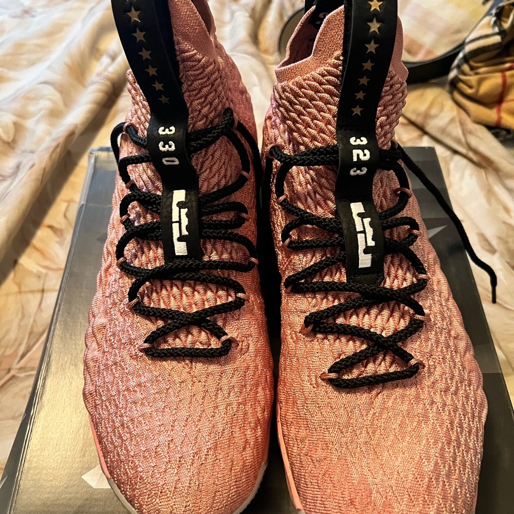 Lebron 15 ASG Hollywood
